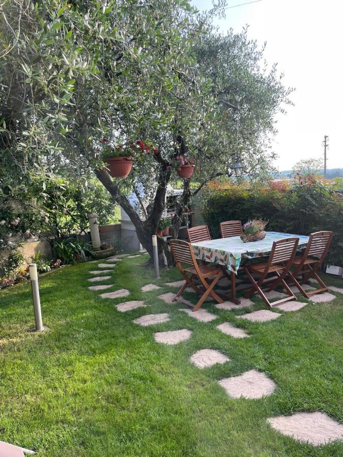 Casa Vacanze Collina Del Lago Пастренго Экстерьер фото